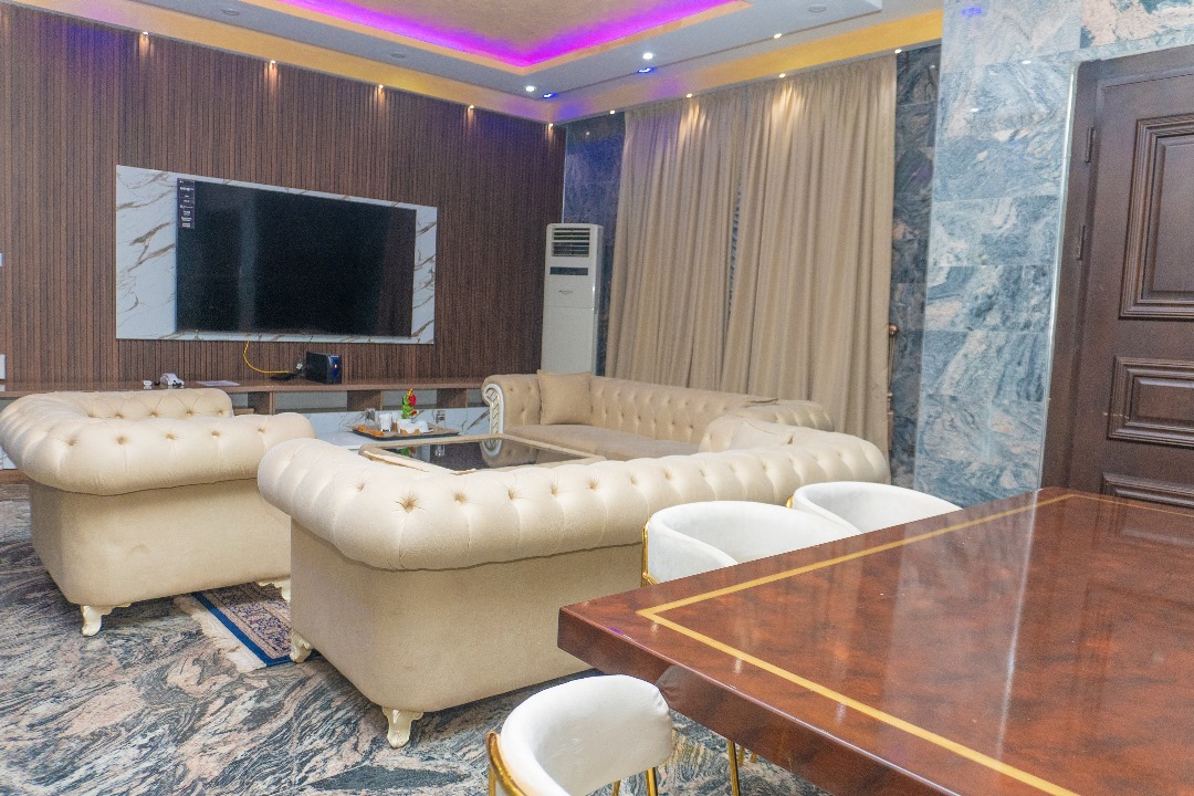 2-Bedroom Apartment, Heavenly Royal