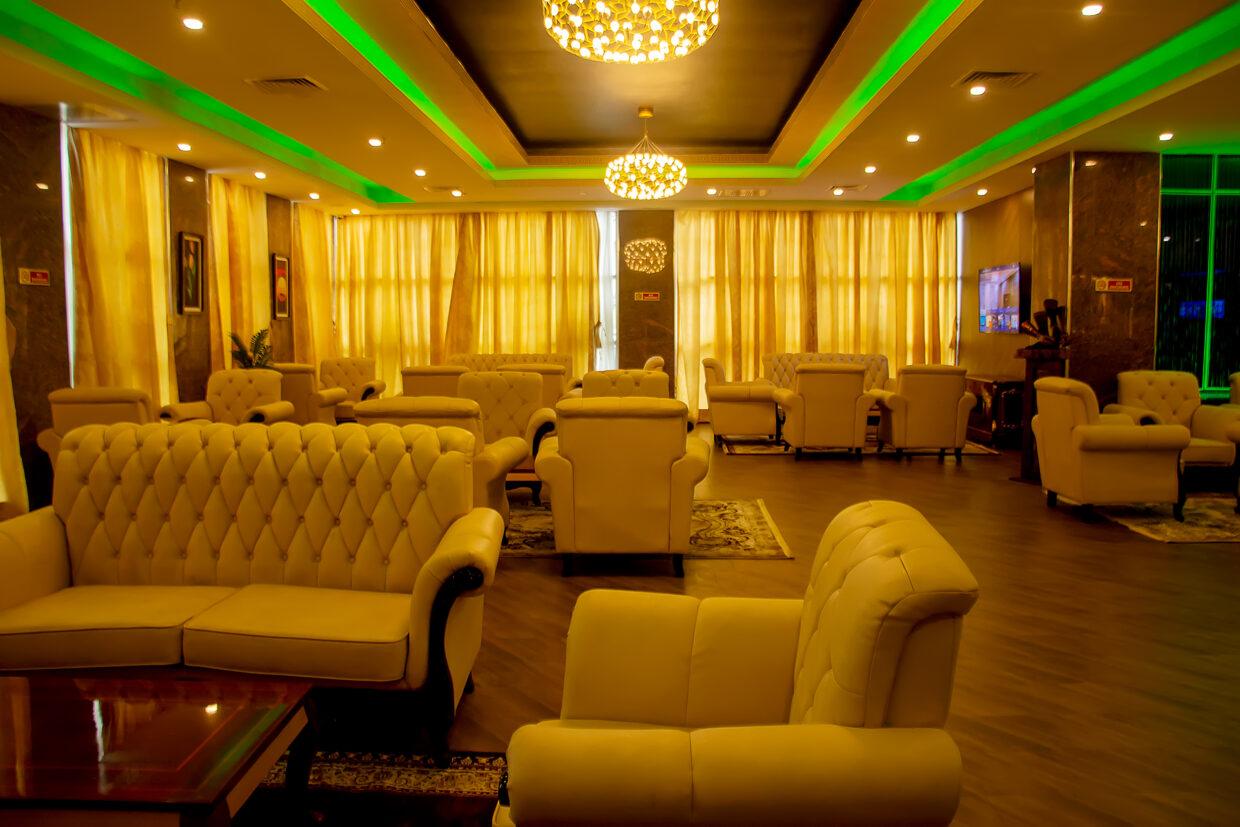 Astoria Lounge