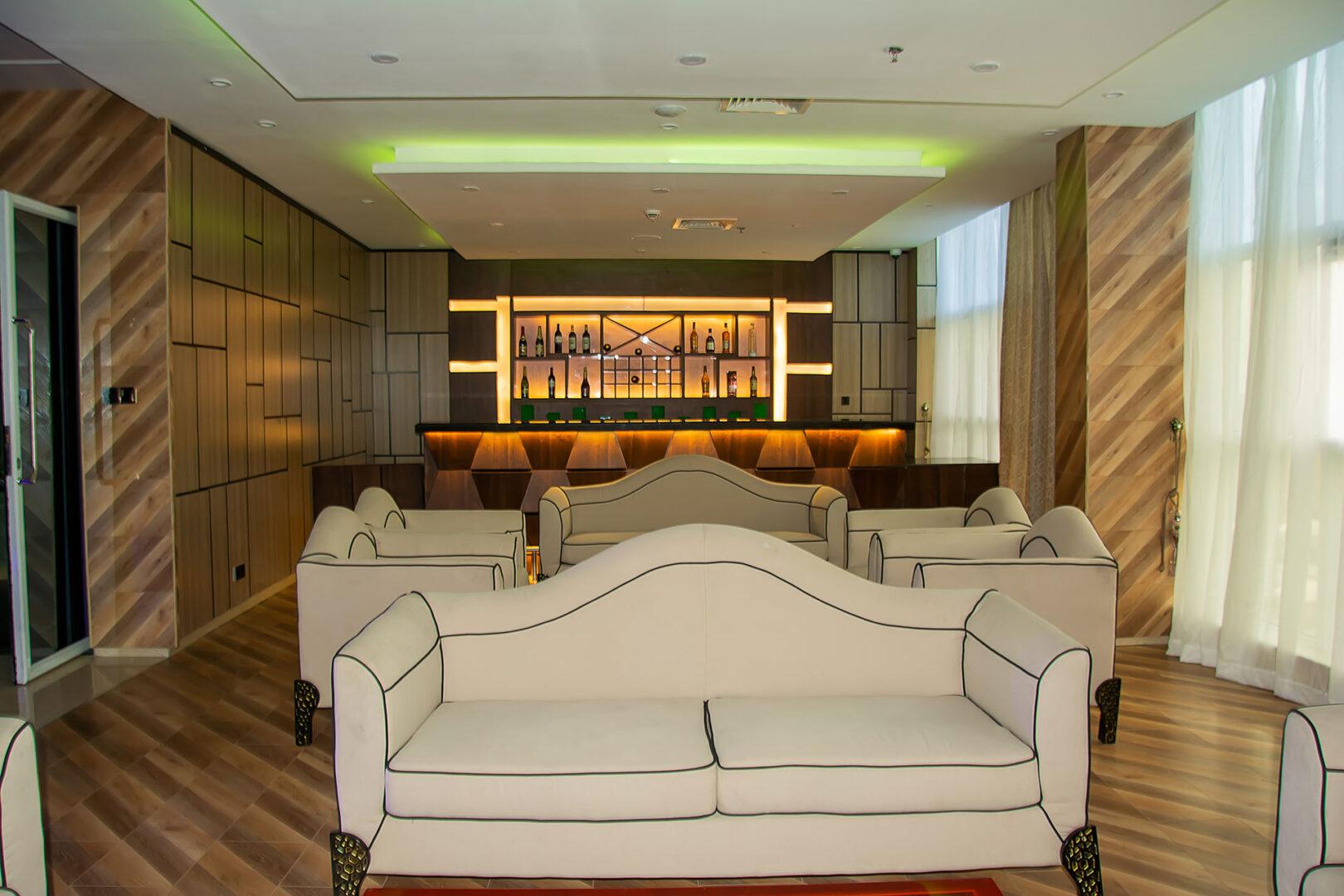 Presidential Lounge 2