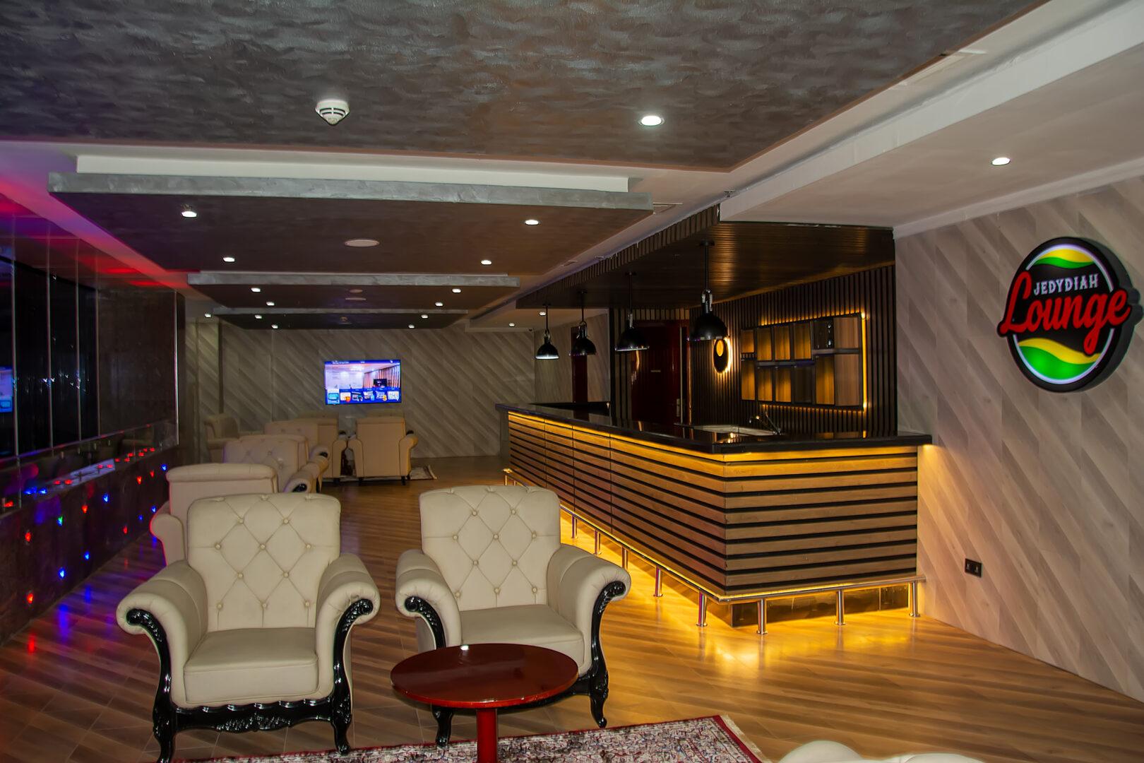 Jedidiah Lounge 1